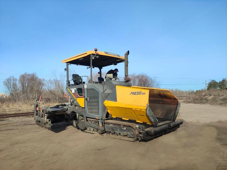 Аренда Асфальтоукладчика Volvo ABG P4820D